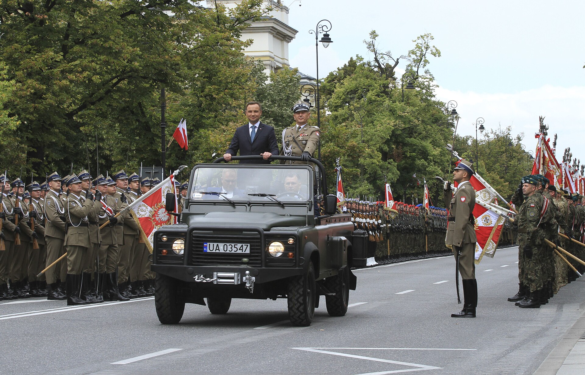 WARSAW, Poland– The President of Poland, Commander-in-Chief of the Polish Armed Forces, Andrzej Duda and Chief of Staff Gen. Mieczyslaw Gocu